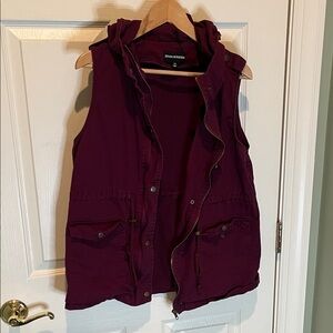Zenana Outfitters Women's Burgundy Vest